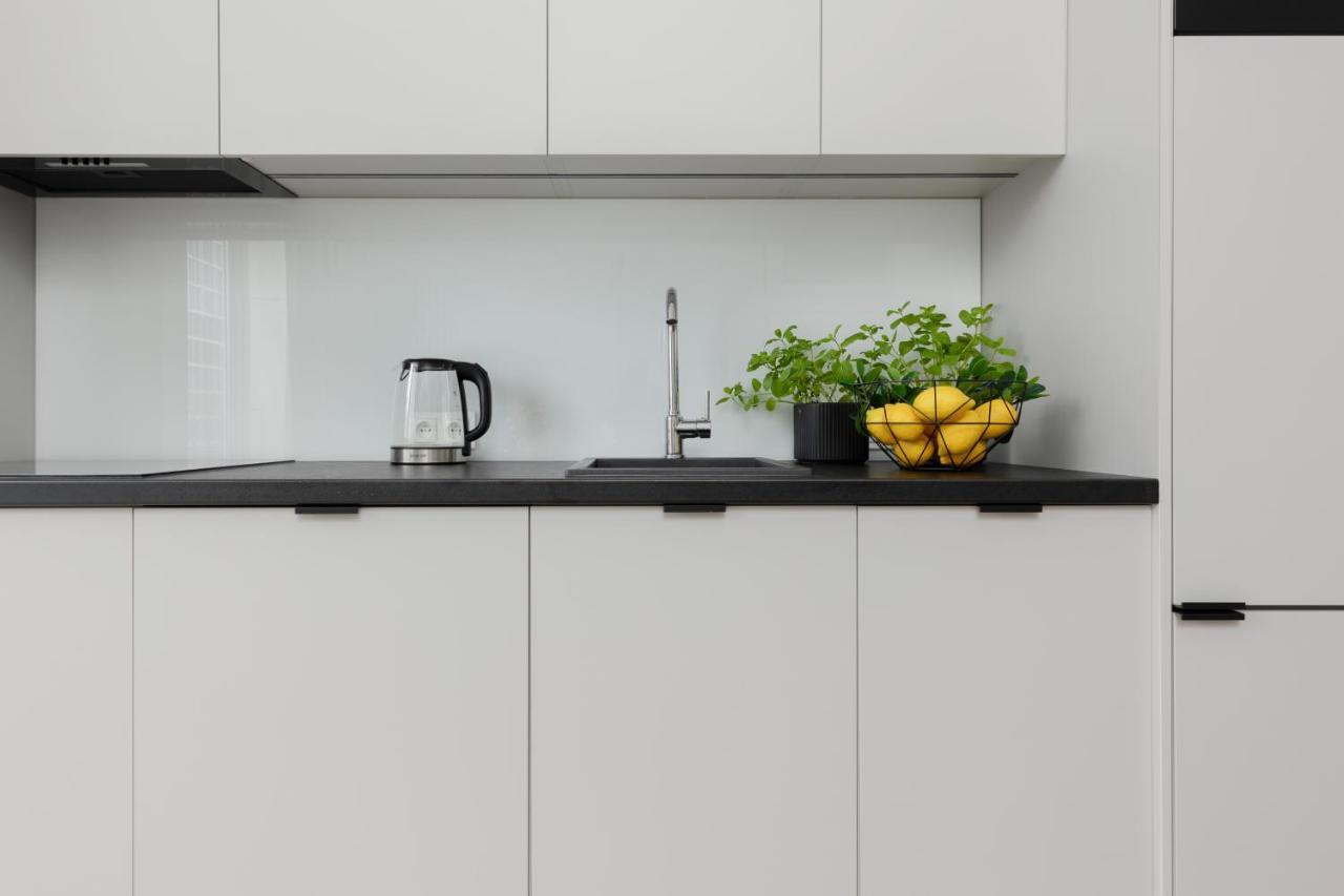 Spacious Apartment With Panoramic View Of Warsaw By Noclegi Renters Ngoại thất bức ảnh