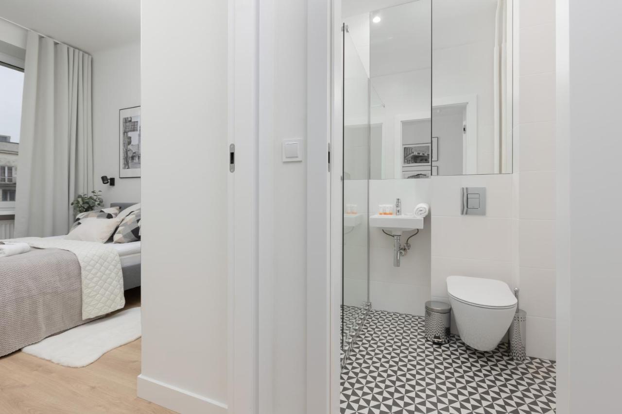 Spacious Apartment With Panoramic View Of Warsaw By Noclegi Renters Ngoại thất bức ảnh